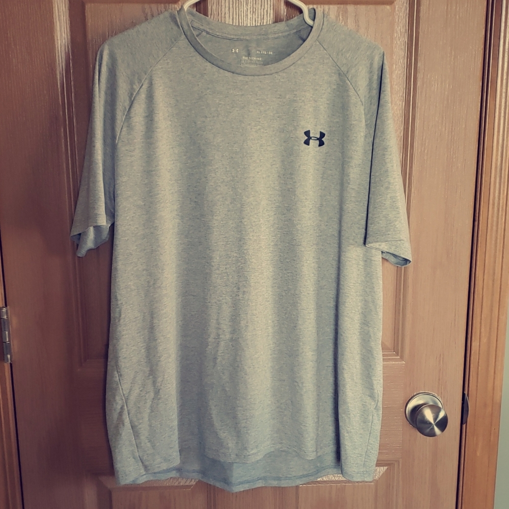 Mens Under Armour Shirt
